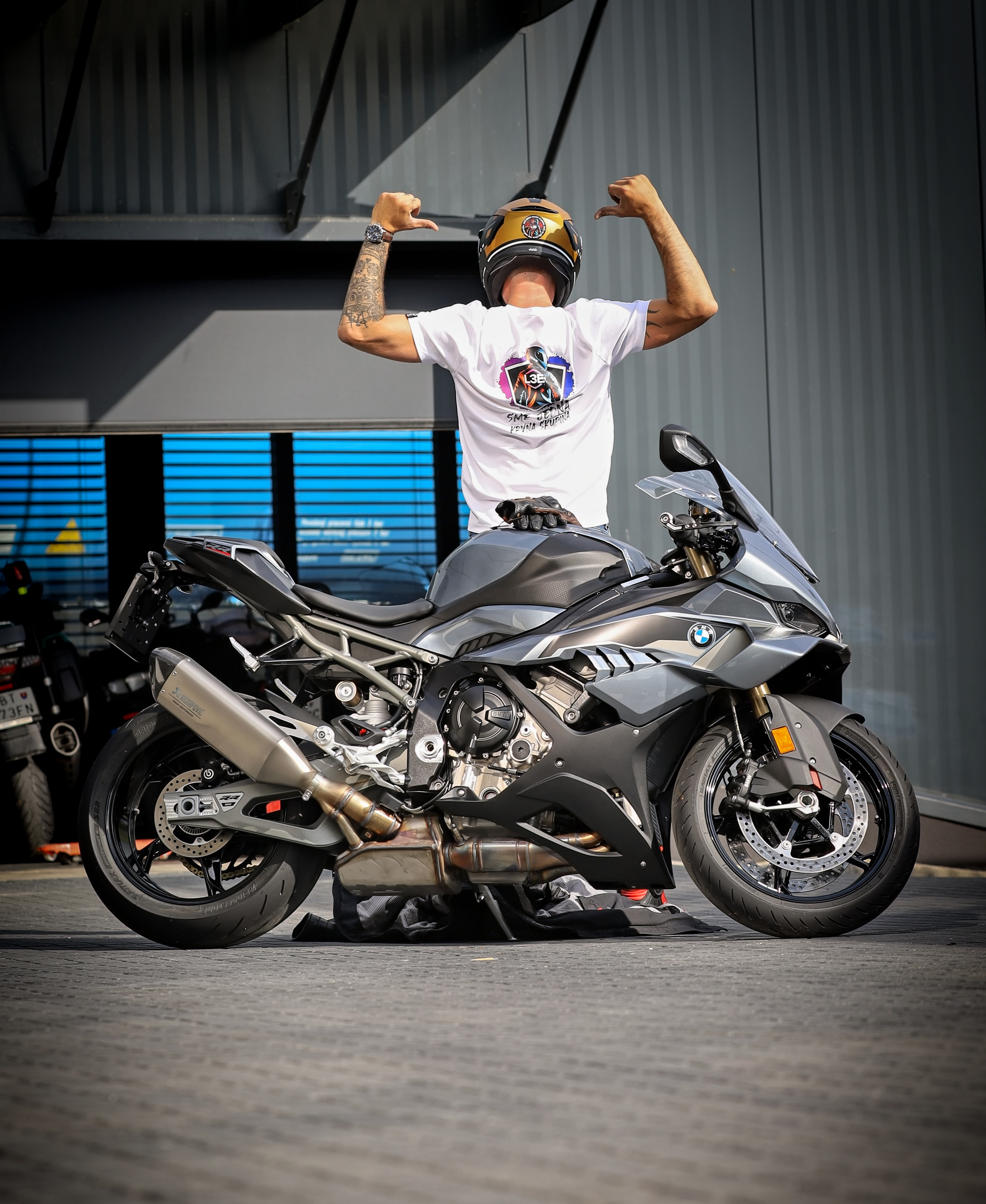 Biker portrét